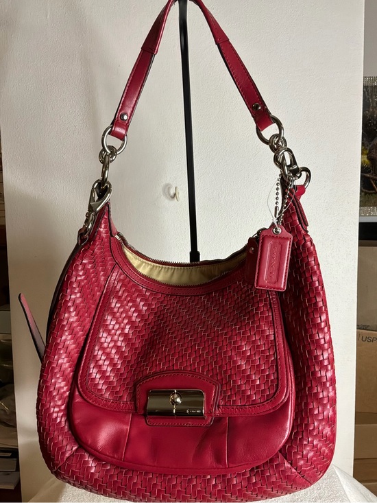 Coach Handbags - Vintage Coach Woven Leather Shoulder Bag in Raspberry